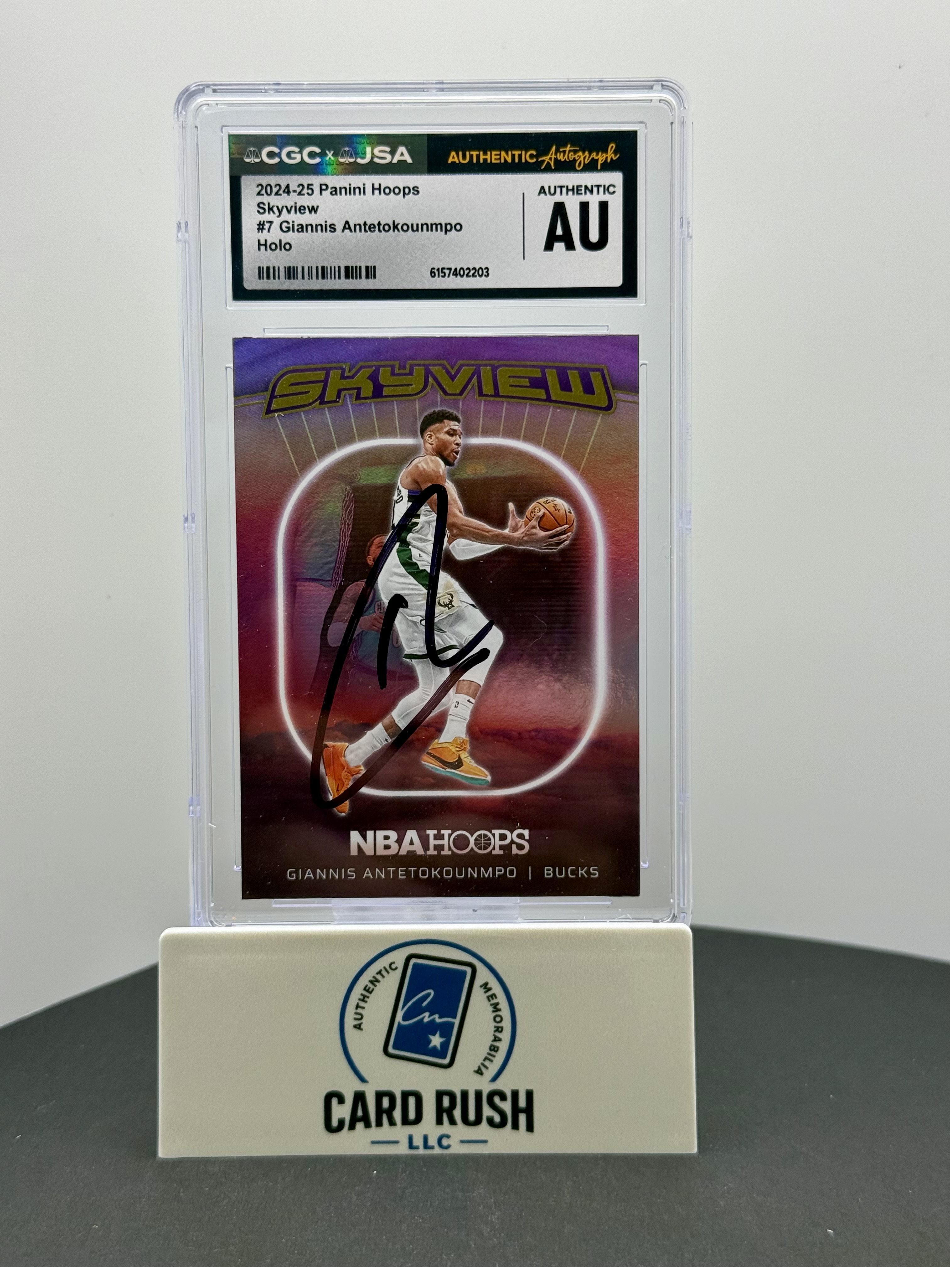 2024-25 Panini Hoops Skyview Holo #7 Giannis Antetokounmpo Auto CGC/JSA IP Authentic Autograph, front