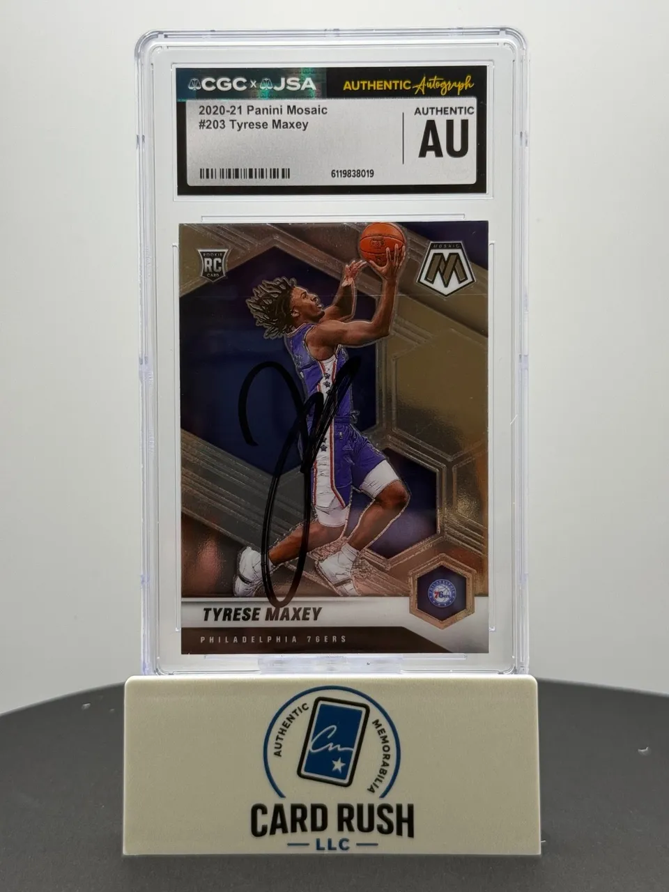 2020-21 Panini Mosaic Tyrese Maxey RC IP Auto CGC Authentic
